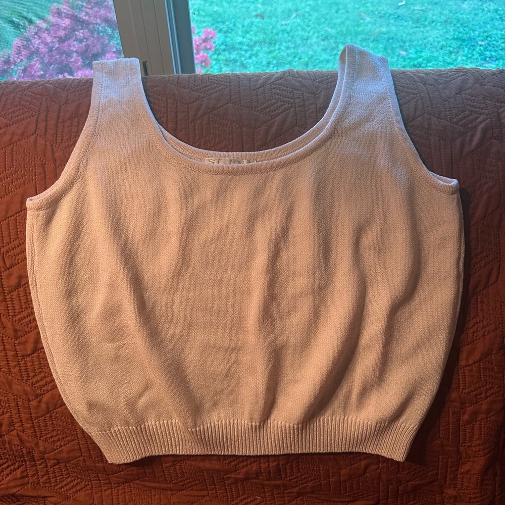 Cream Sleeveless Knit Top Sz. L